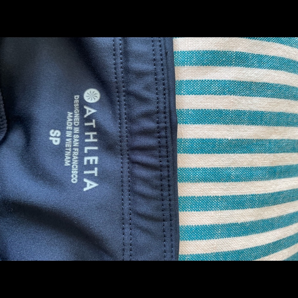 Navy Colorblocked Legging - Picture 5 of 5